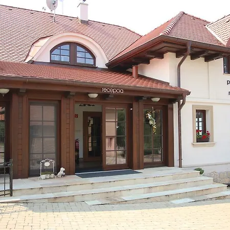 Golf Maxim Guest house
